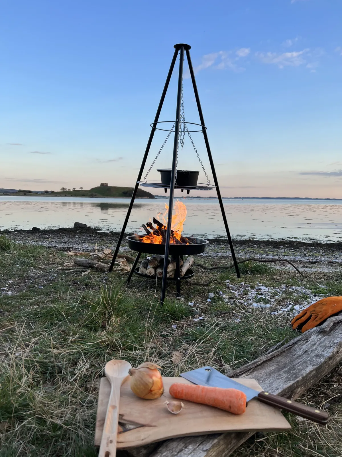 KYNAST TRIPOD BÅLFAD M/HÆNGEGRILL