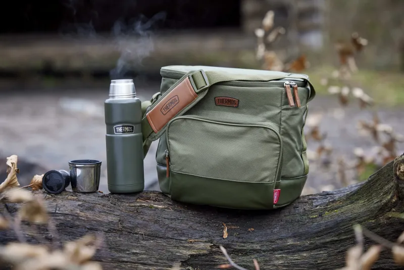 THERMOS Adventure med termoflaske 470 ml og køletaske - grøn