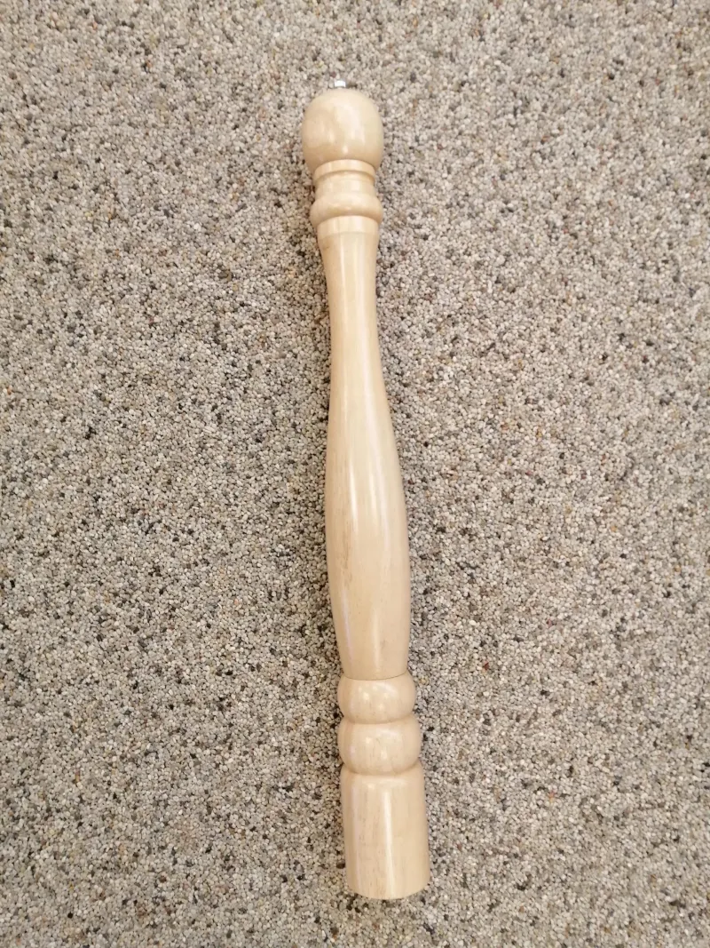 PEBERKVÆRN - lyst træ - 82 cm.